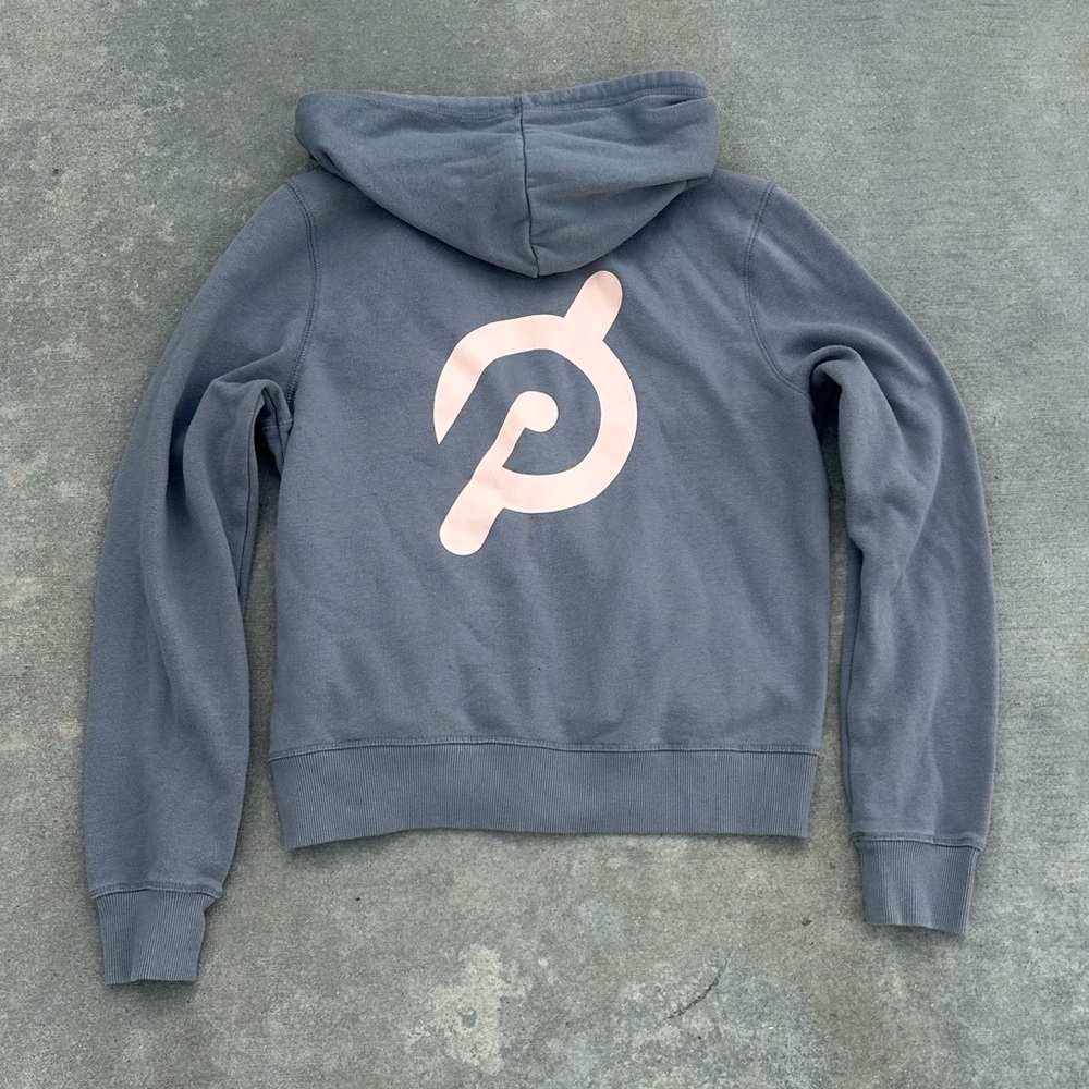 Peloton gray pink zip up down long sleeve sweatshirt sweater top hoodie hooded